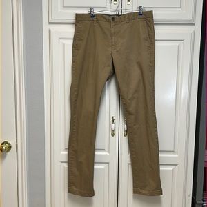 Banana Republic Fulton Skinny Chino 34x34* (inseam measures 32 1/2”)